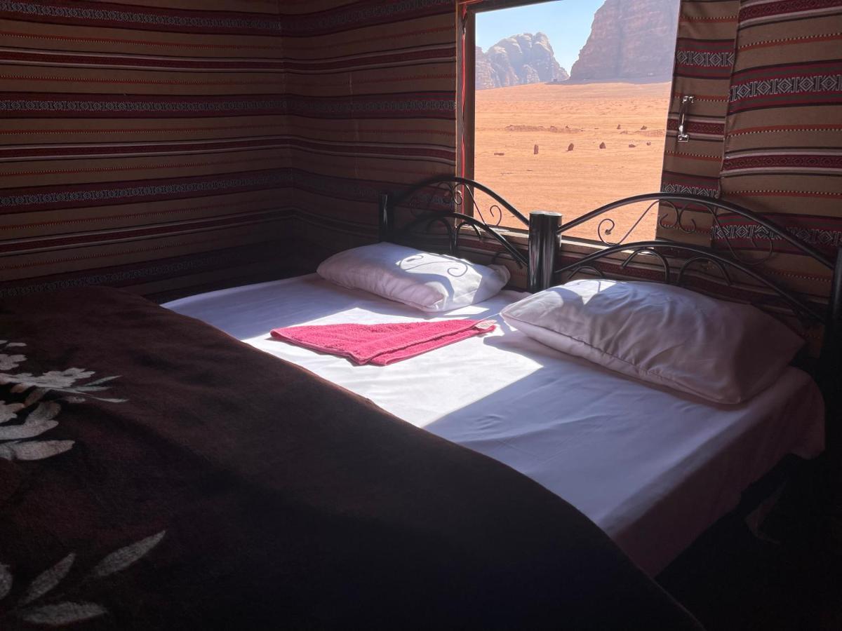 Quite Bedouin Life Hotell Wadi Rum Exteriör bild